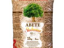 Pine wood pellets, high quality, certified, 6 mm granulation, pallet (66 bags x 15 kg)