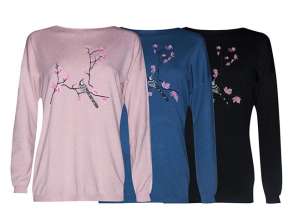 J 223 Sizes S/M, L/XL Drawings with rhinestones. Assorted Colors