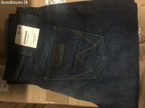 Clearance stock of Wrangler jeans for men
