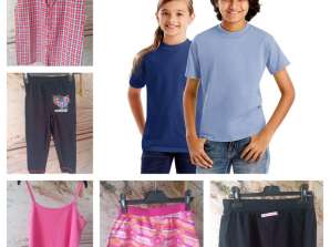 Rozmanité letní oblečení pro chlapce a dívky