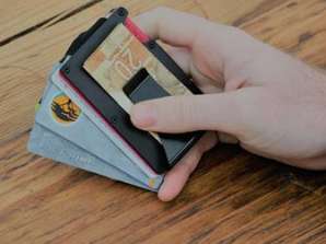 Larry	Minimalist metal wallet