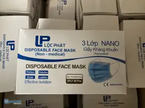 Masques de protection 3 couches avec fil et bande élastique emballés dans 50pcs.