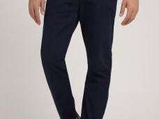 Guess Jeans Men's: Vrhunska kakovost po veleprodajnih cenah, velikosti S do XL - nova kolekcija