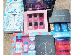 Liquidation of Branded Cosmetics - Shampoos, Body Wash, Enamels, Brushes and more