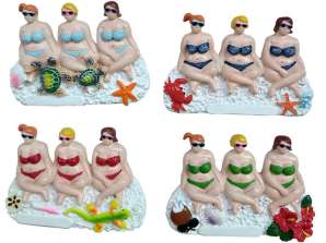 Sahilde hediyelik eşya mıknatıslı bikinili bayanlar plajda parça başına
