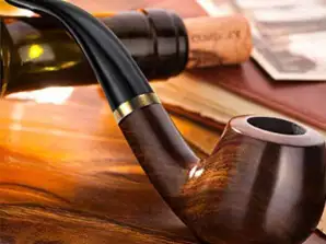 Vi presentiamo la classica pipa da tabacco in legno, un emblema di eleganza senza tempo!