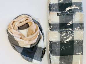 Large women's card scarf - autumn/winter - powder pink/grey