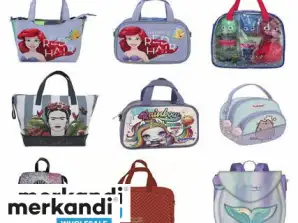 Paket med Disney ryggsäckar och väskor för barn med packlista, olika licenser