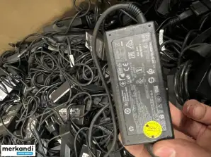 Laptops, Ladegeräte und Zubehör