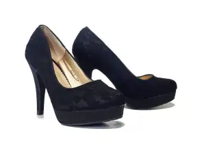 Γυναικεία παπούτσια - μαύρα δαντελωτά παπούτσια δικαστηρίου με ψηλά τακούνια
