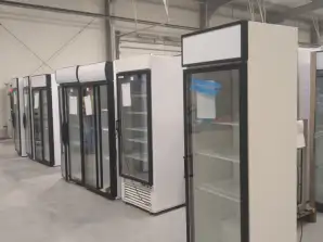 Generalüberholte Kühlschränke mit Glastüren in verschiedenen Breiten, ideal für Geschäfte