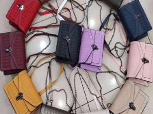 Naisten käsilaukut tukkumyynnissä erilaisilla väri- ja mallivaihtoehdoilla.