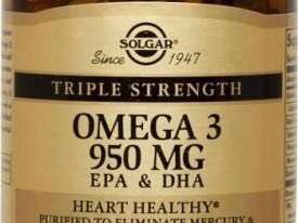 Solgar-trojna jakost Omega-3 950 mg softgelov 400 ccm