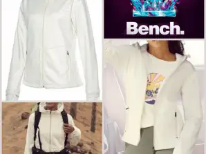 Die leichte Damenjacke der bekannten Firma Bench ist aus winddichtem Stoff mit Fleece-Isolierung, mit verlängerten Ärmelbündchen