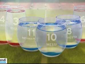 Sběratelské poháry FC Barcelona o objemu 250 ml a 350 ml s historickými hráči