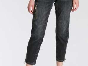 020057 women's jeans by MAC JEANS. Stretch jeans perfectly fit the figure and make it slimmer