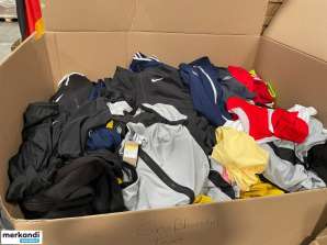 20x Odjeća s markom Sportska odjeća vraća miješati preostalu stock odjeću