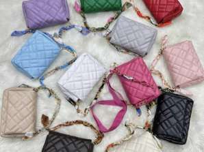 Vente en gros de sacs à main pour femmes, de modèles tendance et de designs attrayants.
