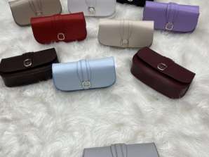 Women's handbags from Turkey for wholesale purchase.