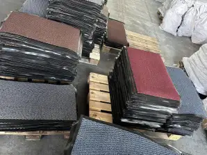 Lotto all'ingrosso di 15.000 tappetini in PVC di alta qualità disponibili su 23 pallet