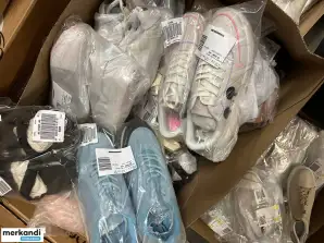 4 € per pair in a shoe ensemble with a variety of models and sizes, including mix cardboard, remaining stock pallet, women's shoes, men's shoes