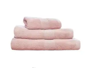 Handtücher und Kissen