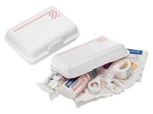 Mini baltos spalvos pirmosios pagalbos dėžutė – kompaktiška ir praktiška pirmajai pagalbai