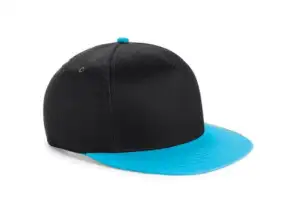 Youthful snapback cap – stylish accessory for trend-conscious young people