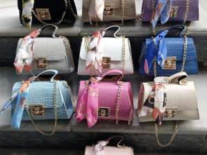 Women's handbags with very good quality and color options.