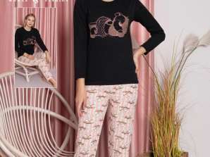 Women's long-sleeved pajamas, perfect for wholesale.