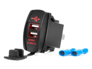 Biloplader med usb-stik vandtæt bådform 2x usb 12v 24v amio 04228