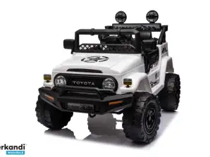 Акумулятор автомобіля Toyota FJ білий 4x4