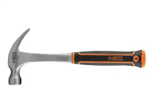 Marteau de charpentier 450 g. construction monolithique