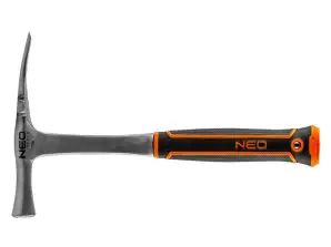 Breiter Maurerhammer Berliner 600 g. monolithische Konstruktion