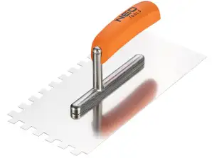 Paddle med tenner. 270 x 128 mm. tann 10 x 10 x 10 mm. treskje