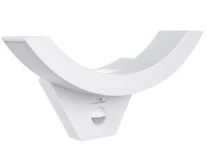 Liiketunnistimella varustettu LED-lamppu Maclean. PIR-anturi. Väri valkoinen. 10W. IP54. 800lm.