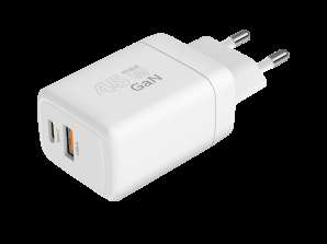 Kruger&Matz 45 W GaN stenski polnilnik s funkcijo Power Delivery in Quick Charge
