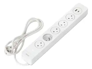 Overspændingsbeskyttelse med 5 stik 2P Z type EasyEject kabel 1,5m 3x1,5mm2 med oplyst kontakt og 2 hurtiglade