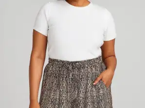 Mélange de différentes jupes-shorts et shorts pour femmes