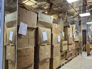 B/C-Goods Konvult Stoc rămas Mărfuri returnate Scaune Diverse modele aprox. 500 bucăți
