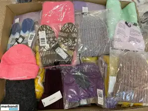 BESTSELLER Brands Hats  Scarves And Gloves Mix For Women