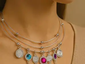 Bijouterie - Mélange de boucles d’oreilles/bagues/colliers/piercings/bracelets