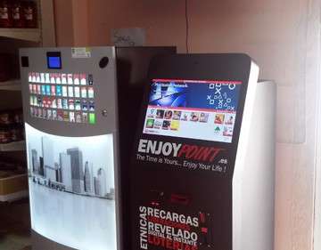 Kiosque photo avec beaucoup plus de services pour ses clients.
