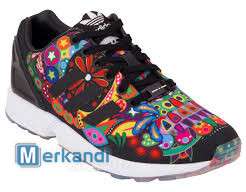Adidas ZX Flux, article AQ5460, 150 pairs