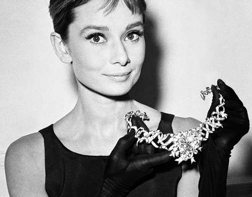 Postkarte von Audrey Hepburn (Diamonds - Frühstück bei Tiffanys) - 5050293