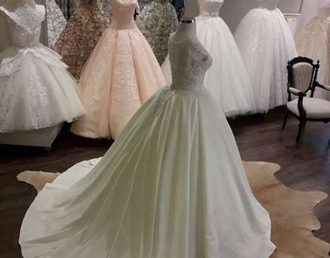 Wedding dresses wholesale stock