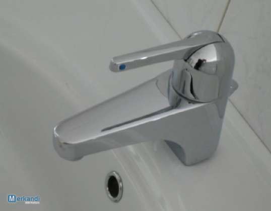 27. Robinets de lavabo de marque ROKAL HANSA, chrome