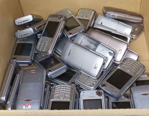 Remaining Stock of 10,000 Smartphones / Cell Phones from Nokia 6000 Series in Mix