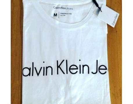 Calvin Klein T-paidat, mallisekoitus, koot S, M, L ja XL