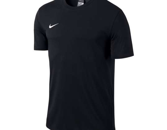 Nike JR Команда Клуб Бленд футболка 010 658494-010